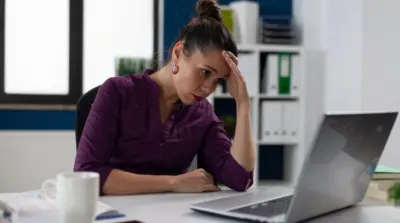Controle de ponto gratuito: quando basta e quando sai caro para a empresa em 2026
