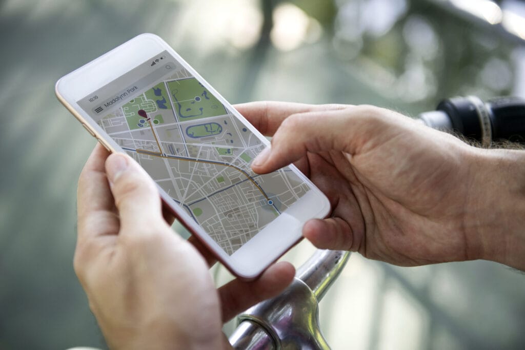 Registro de ponto com geolocalização através do celular