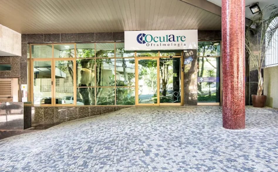 Fachada da Oculare